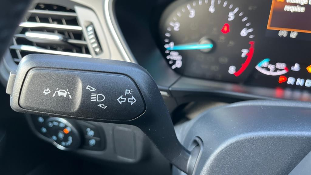 FORD FOCUS 1.0 EcoBoost - 125 - BVA IV BERLINE Trend Business