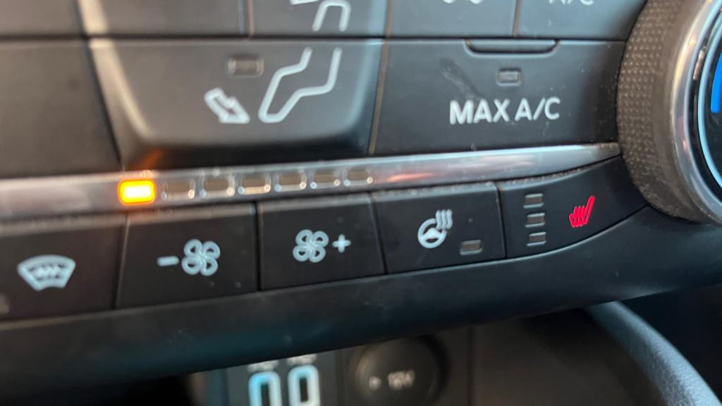 FORD FOCUS 1.0 EcoBoost - 100 S&S  IV BERLINE Trend Business