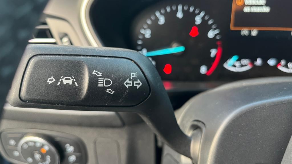 FORD FOCUS 1.0 EcoBoost - 100 S&S  IV BERLINE Trend Business