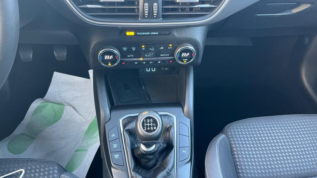 FORD FOCUS 1.0 EcoBoost - 100 S&S  IV BERLINE Trend Business