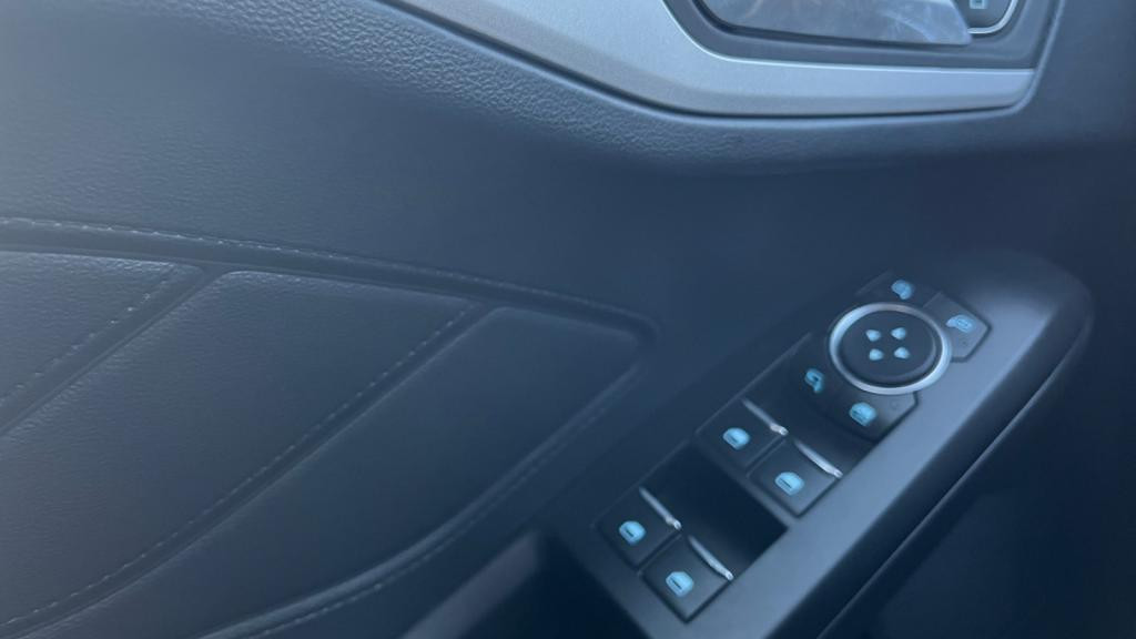 FORD FOCUS 1.0 EcoBoost - 100 S&S  IV BERLINE Trend Business