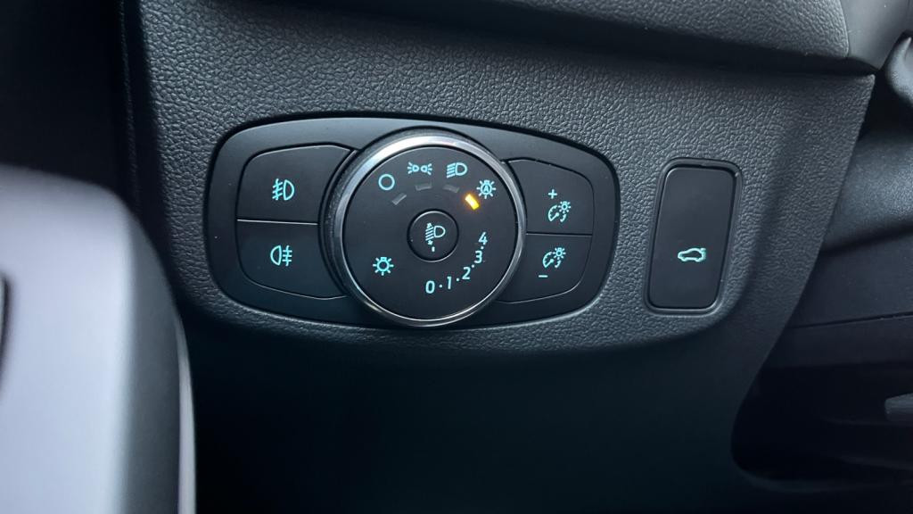 FORD FOCUS SW 1.5 EcoBlue - 120 - BVA S&S  IV SW Titanium X Business PHASE 2