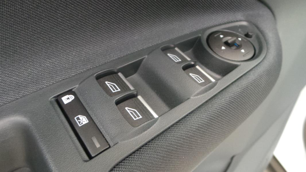 FORD C-MAX 1.6 TDCI115 FAP TITANIUM X