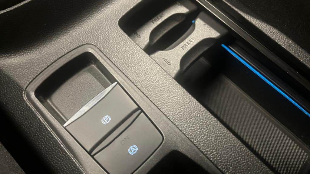 FORD FOCUS 1.5 EcoBlue - 120 S&S  IV BERLINE ST Line X PHASE 2