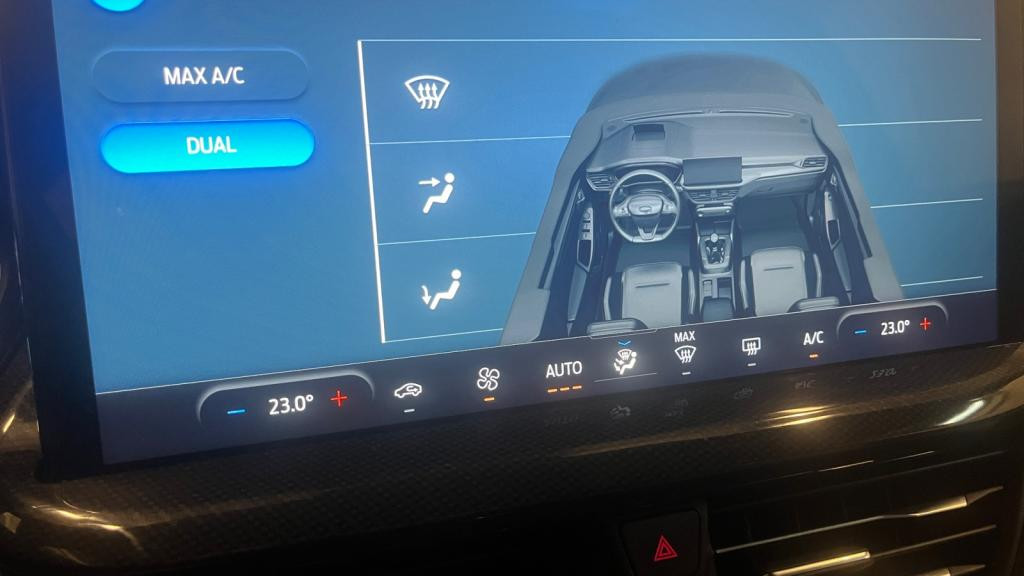 FORD FOCUS 1.5 EcoBlue - 120 S&S  IV BERLINE ST Line X PHASE 2