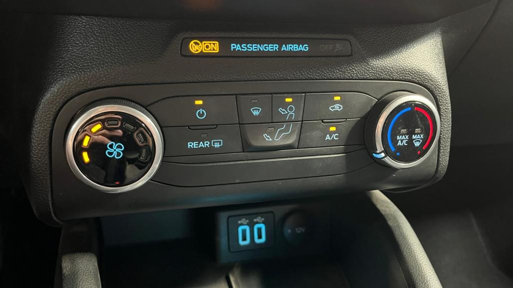 FORD FOCUS 1.0 EcoBoost - 125 - BVA IV BERLINE Trend Business