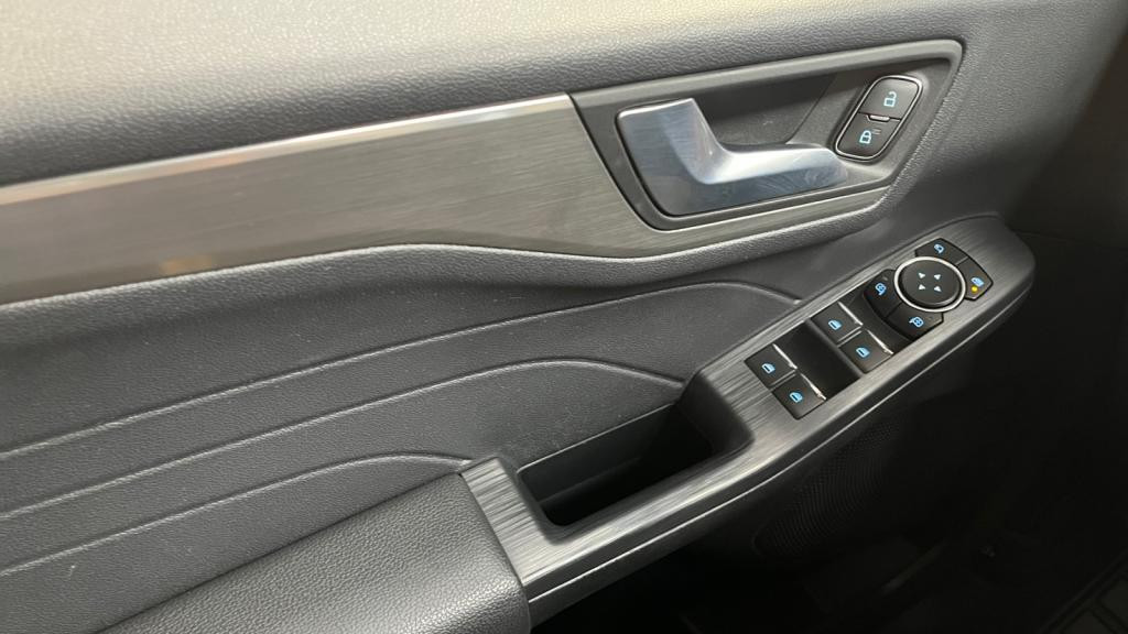 FORD KUGA 2.5 Duratec - 225 - BV e-CVT PHEV 4x2  III Titanium 