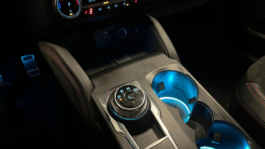 Nouvelle FORD KUGA 2.5 Duratec - 225 - e-CVT PHEV 4x2  III Graphite Tech Edition 