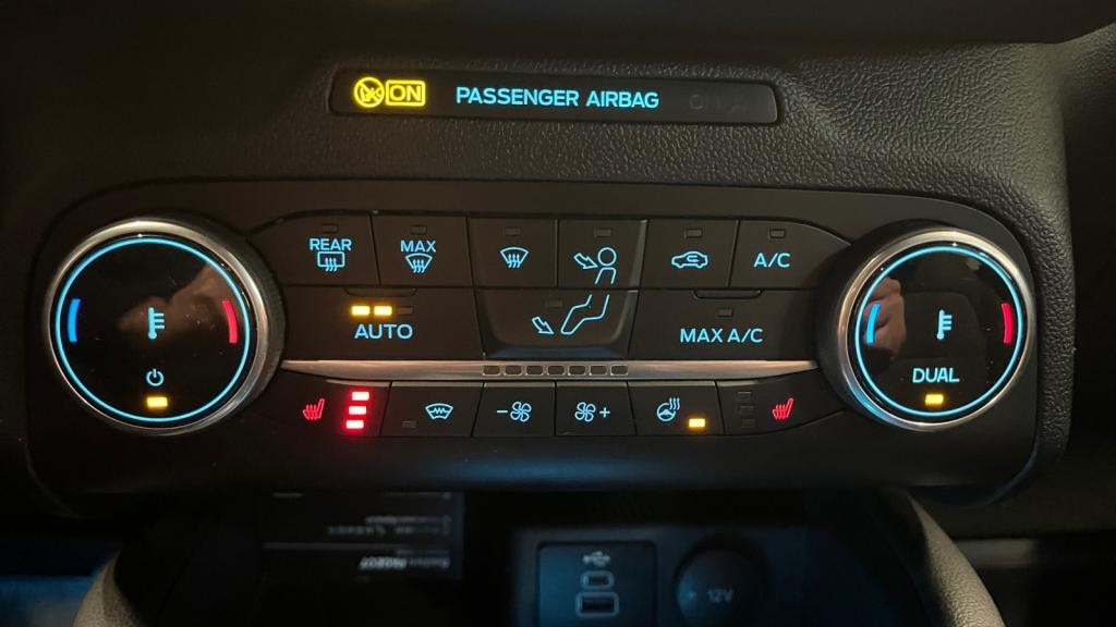 Nouvelle FORD KUGA Duratec 225 e-CVT PHEV ST-Line - Hayon Mains Libres - Pack Hiver