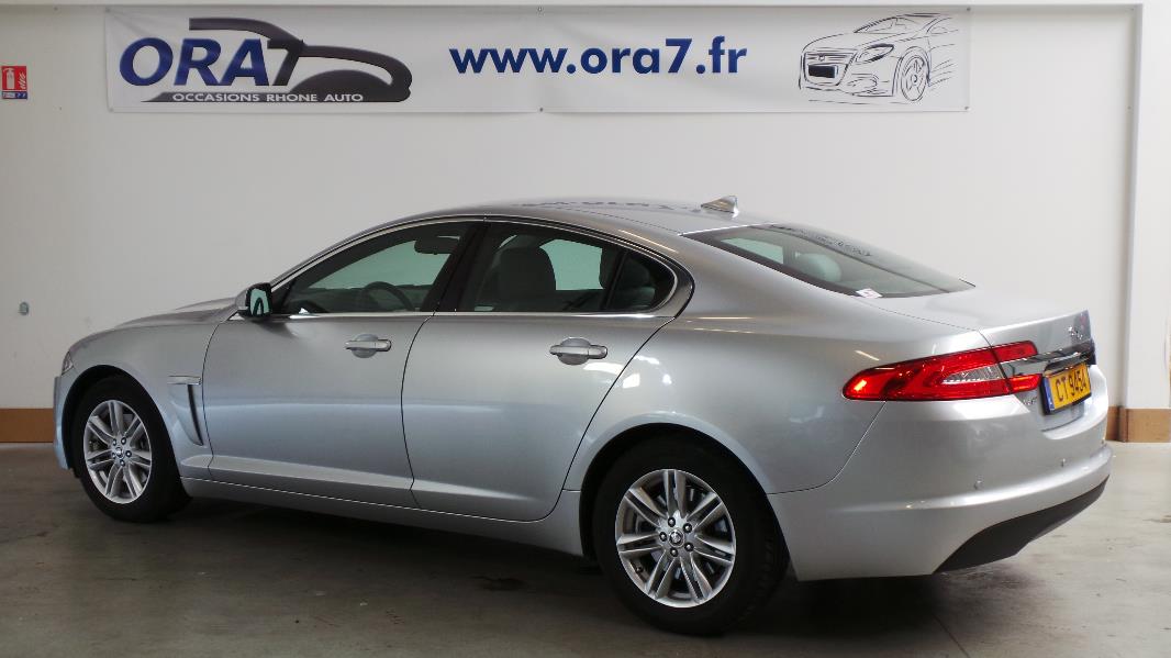 JAGUAR XF 2.2 D 200CH LUXE PREMIUM