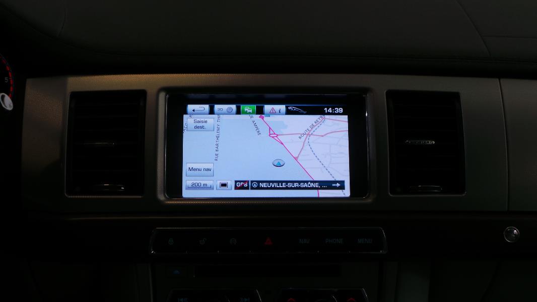 JAGUAR XF 2.2 D 200CH LUXE PREMIUM