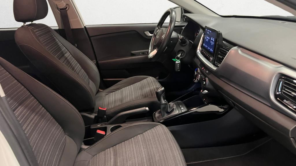 KIA STONIC 1.0 T-GDI MHEV - 120 - IBVM6  Active Business PHASE 2