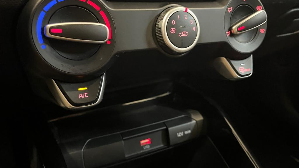 KIA STONIC 1.0 T-GDI MHEV - 120 - IBVM6  Active Business PHASE 2