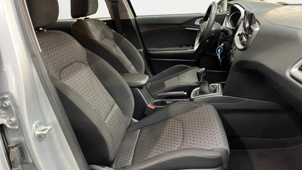 KIA XCeed 1.6 CRDi MHEV - 136 - X SUV Active