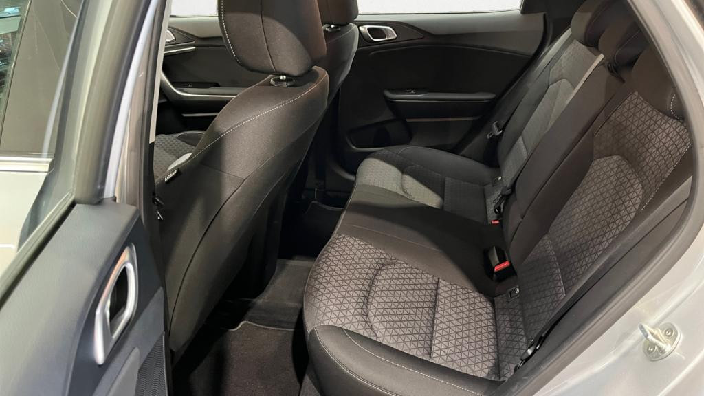 KIA XCeed 1.6 CRDi MHEV - 136 - X SUV Active