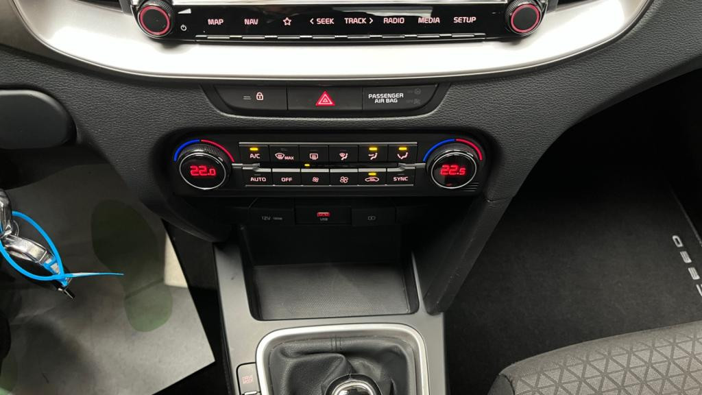 KIA XCeed 1.6 CRDi MHEV - 136 - X SUV Active