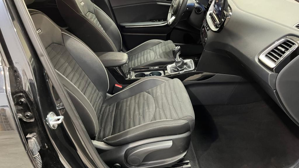 Nouvelle KIA CEE D Ceed SW 1.0 T-GDI - 120 - Stop&Go  SW III BREAK GT Line Business PHASE 2