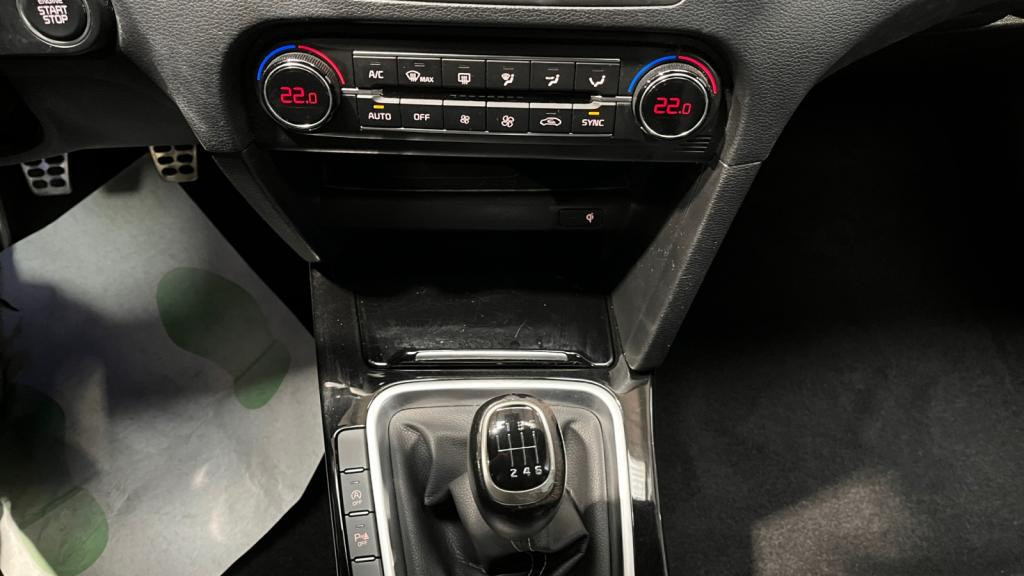 KIA PRO CEE D 1.0 T-GDI - 120 - Stop&Go PRO III BREAK GT Line