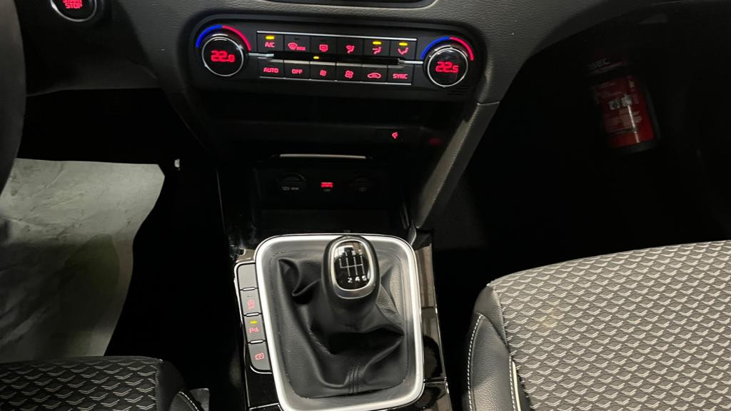 KIA CEE D 1.0 T-GDI - 120 - Stop&Go  III BERLINE Active Business PHASE 2