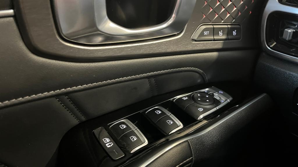 Nouvelle KIA SORENTO Hybride rechargeable PHEV 1.6 T-GDI - 180 + Electric 91 ch - BVA - 7 Places - Business Design