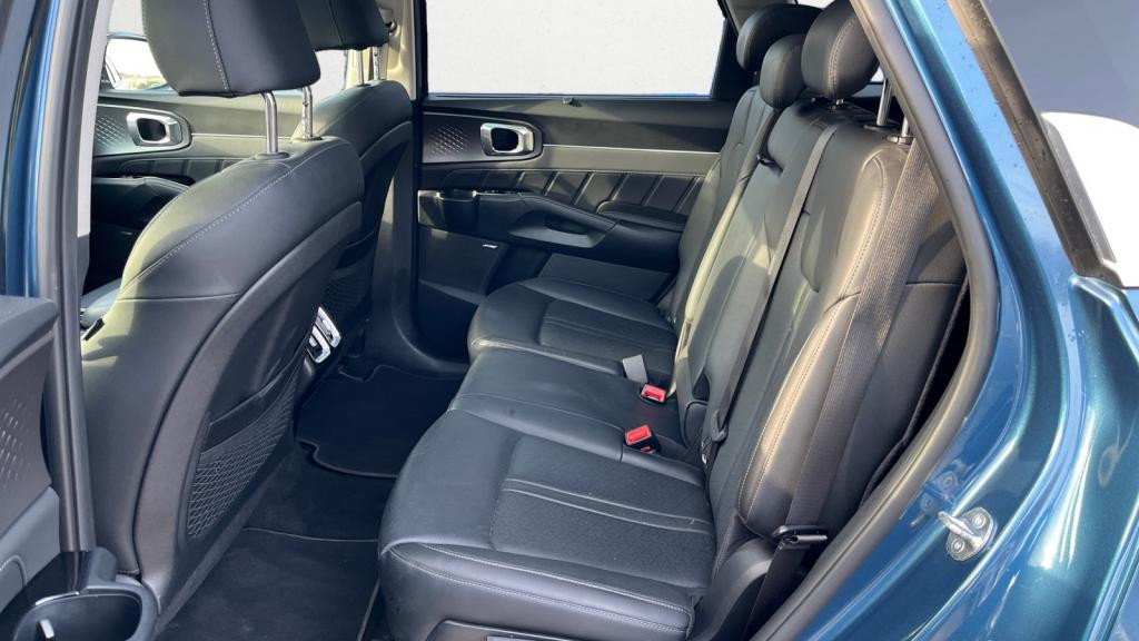 KIA SORENTO Hybride rechargeable PHEV 1.6 T-GDI - 180 + Electric 91 ch - BVA - 7 Places - Business Design