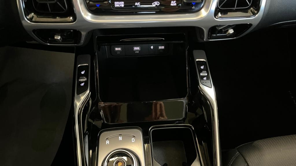 KIA SORENTO Hybride rechargeable PHEV 1.6 T-GDI - 180 + Electric 91 ch - BVA - 7 Places - Business Design