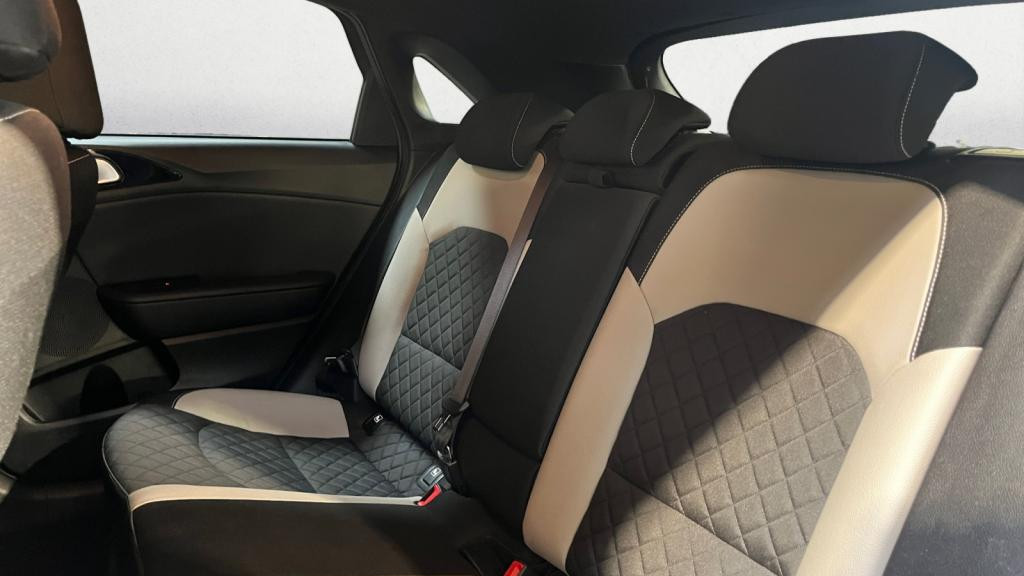 KIA CEE D Ceed 1.4 T-GDI - 140 - Stop&Go  GT Line