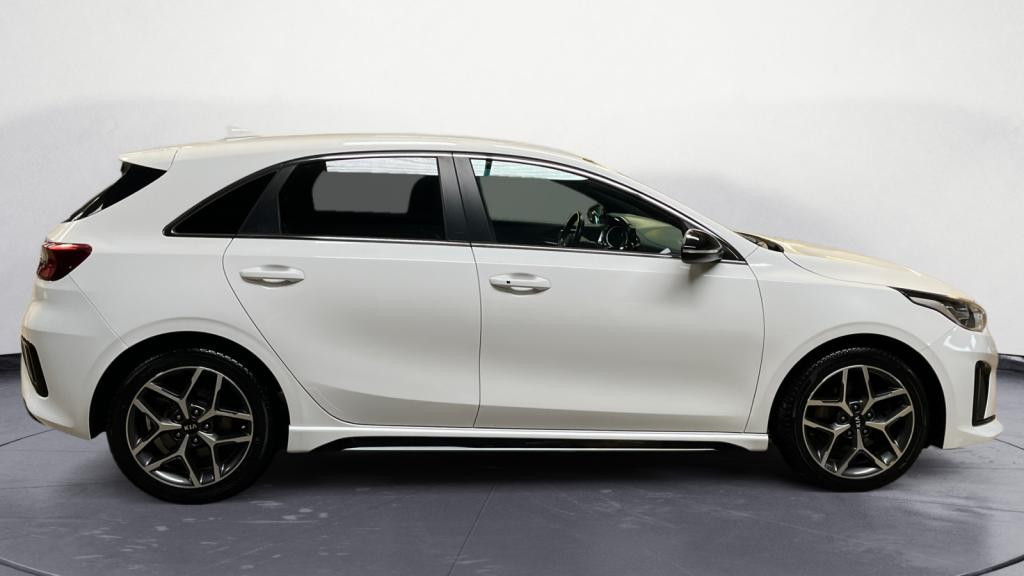 KIA CEE D Ceed 1.4 T-GDI - 140 - Stop&Go  GT Line