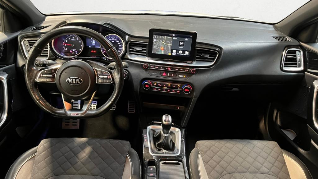 KIA CEE D Ceed 1.4 T-GDI - 140 - Stop&Go  GT Line