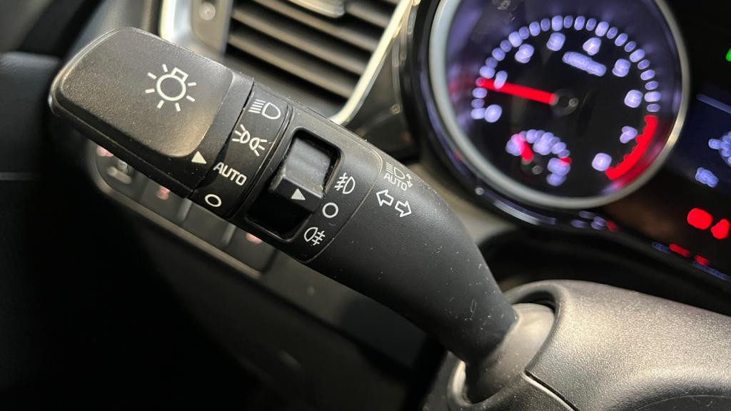 KIA CEED 1.4 T-GDI - 140 - Stop&Go  GT Line