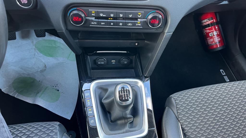 KIA CEE D Ceed SW 1.6 CRDi MHEV - 136 - SW III Active Business PHASE 2