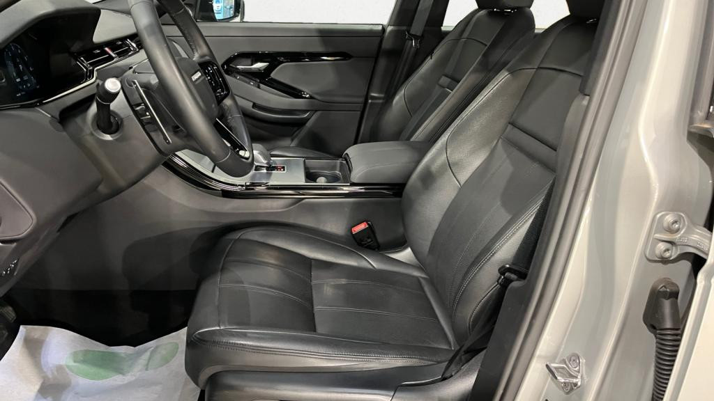 Nouvelle LAND ROVER RANGE ROVER EVOQUE 1.5 P300e - BVA  Dynamic SE PHASE 2