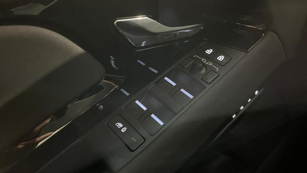 Nouvelle LAND ROVER RANGE ROVER EVOQUE 1.5 P300e - BVA  Dynamic SE PHASE 2