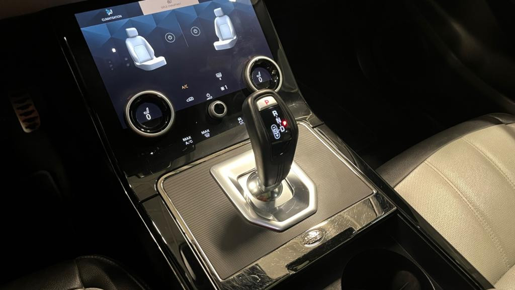 Nouvelle LAND ROVER RANGE ROVER EVOQUE 1.5 P300e - BVA  R-Dynamic S