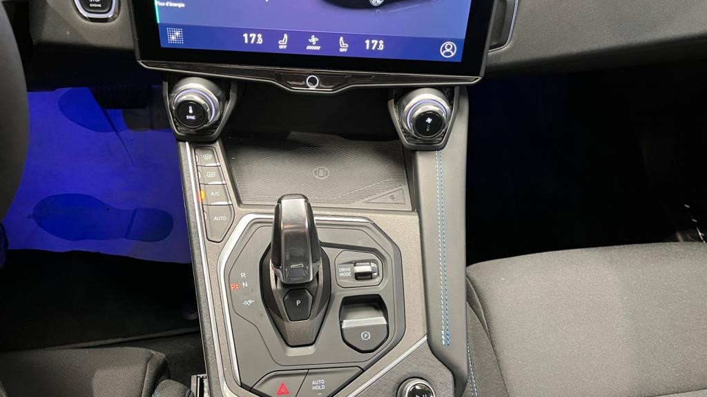 LYNK & CO 01  PHEV 1.5 - 261 - DCTH 7  SUV 