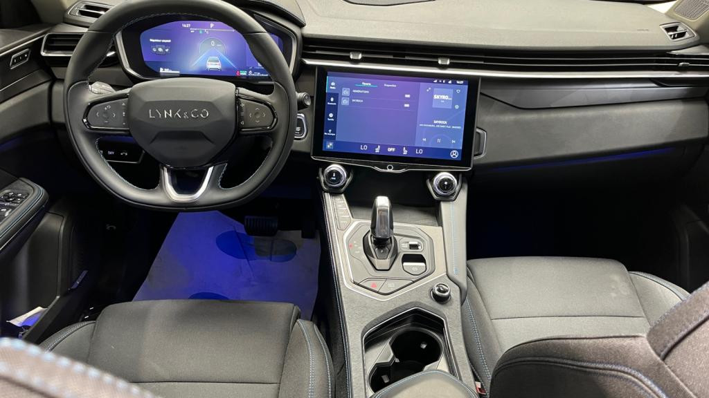 LYNK & CO 01  PHEV 1.5 - 261 - DCTH 7  SUV 