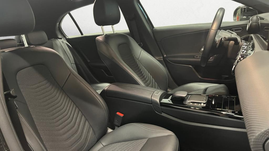 MERCEDES CLASSE A A 200 - 7G-DCT  BERLINE 5P - BM 177 Business Line