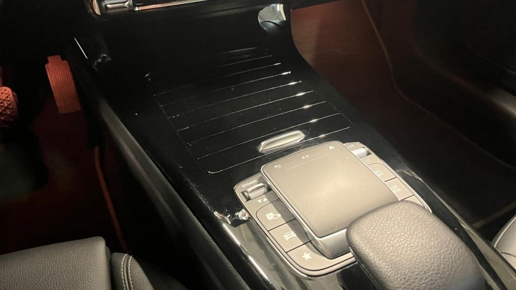 MERCEDES CLASSE A A 200 - 7G-DCT  BERLINE 5P - BM 177 Business Line