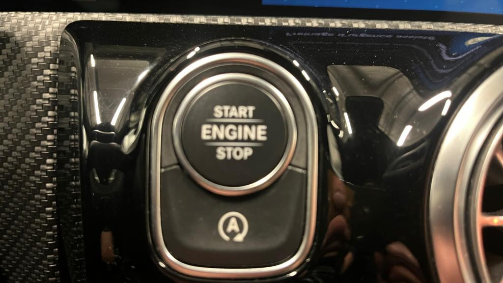 MERCEDES CLASSE A A 200 - 7G-DCT  BERLINE 5P - BM 177 Business Line