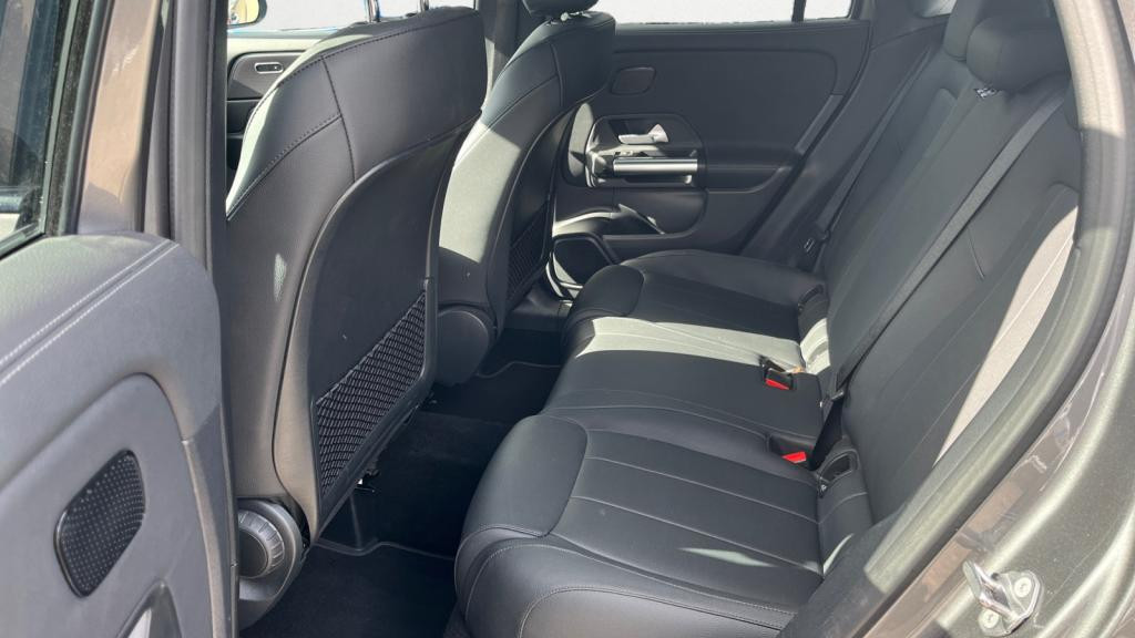 Nouvelle MERCEDES GLA 250 e + Hybrid EQ Power - 8G-DCT - BM H247 Business Line 