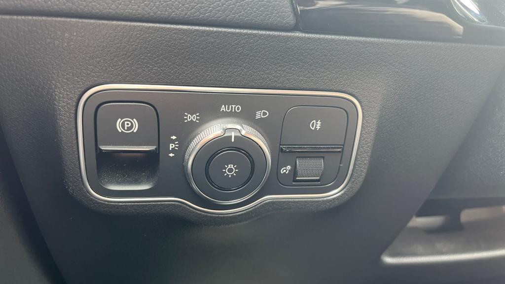 Nouvelle MERCEDES GLA 250 e + Hybrid EQ Power - 8G-DCT - BM H247 Business Line 