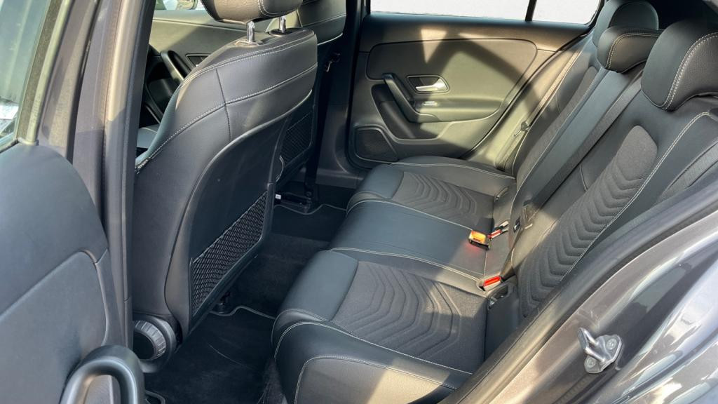 MERCEDES CLASSE A 250 e 8G-DCT Business Line - Digital Cockpit 10.25\'