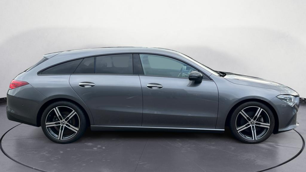 MERCEDES CLA SHOOTING BRAKE 200 d 8G-DCT Progressive Line - Pack Premium - Pack Sport Black