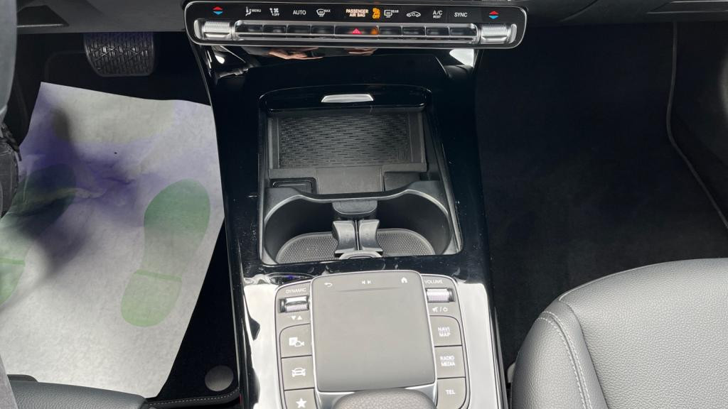 MERCEDES CLA SHOOTING BRAKE 200 d 8G-DCT Progressive Line - Pack Premium - Pack Sport Black