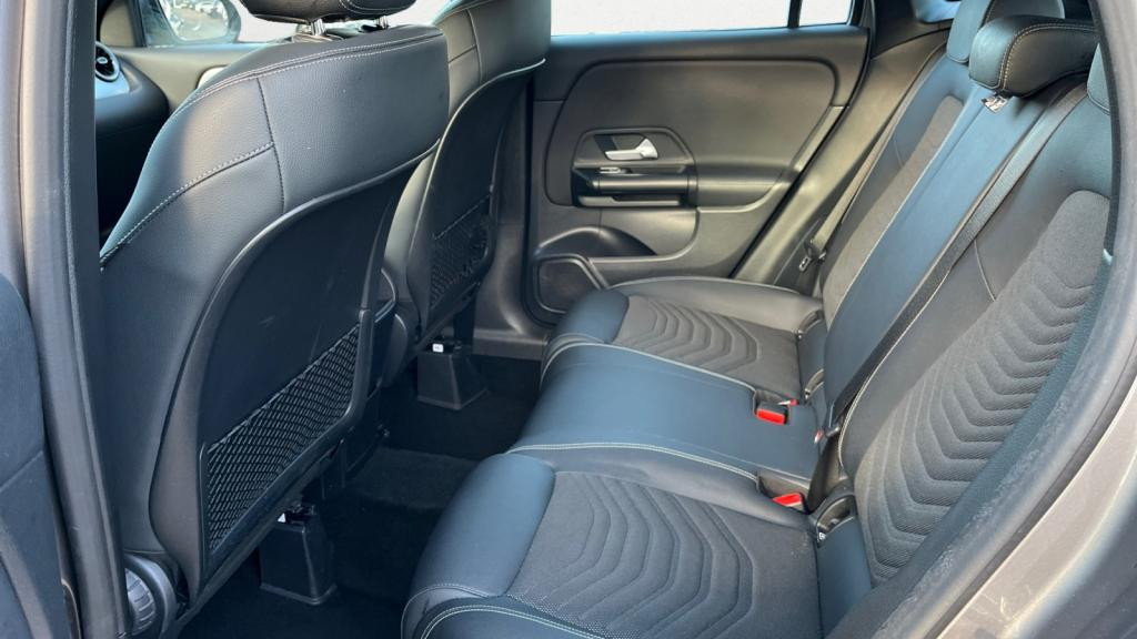 MERCEDES GLA 200d - 8G-DCT  - BM H247 Business Line