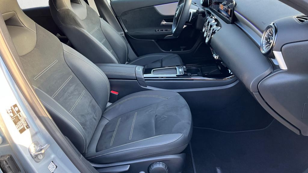 Nouvelle MERCEDES CLASSE A A 200 d - 8G-DCT  BERLINE 5P - BM 177 AMG Line PHASE 2