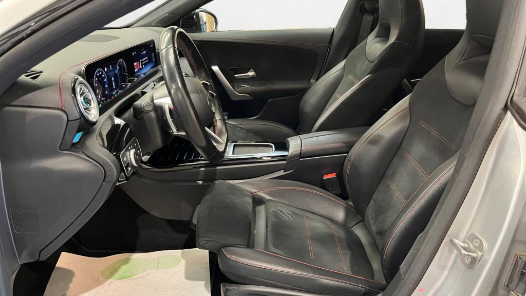 MERCEDES CLA 250 e + Hybrid 8G-DCT AMG Line - Charge 11KW - Smartphone Interface