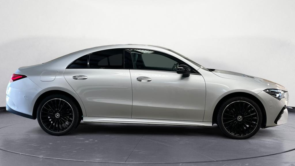 MERCEDES CLA 250 e + Hybrid 8G-DCT AMG Line - Charge 11KW - Smartphone Interface