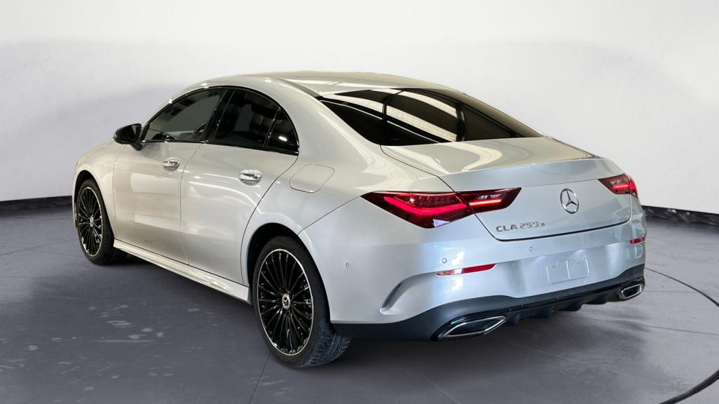 MERCEDES CLA 250 e + Hybrid 8G-DCT AMG Line - Charge 11KW - Smartphone Interface