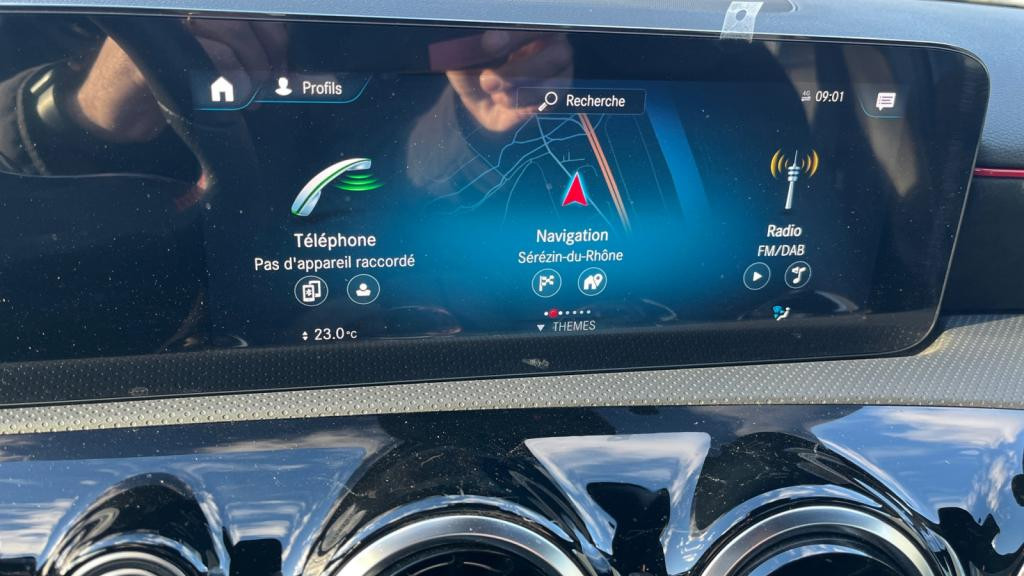 MERCEDES CLASSE A Berline A 180  AMG Line - Toit Panoramique